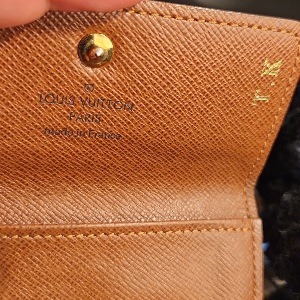 Louis Vuitton key holder - Picture 4 of 4